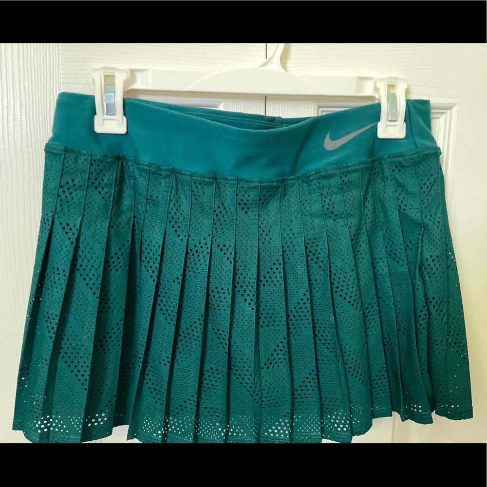 Nike Women’s Tennis Skirt Worn Once